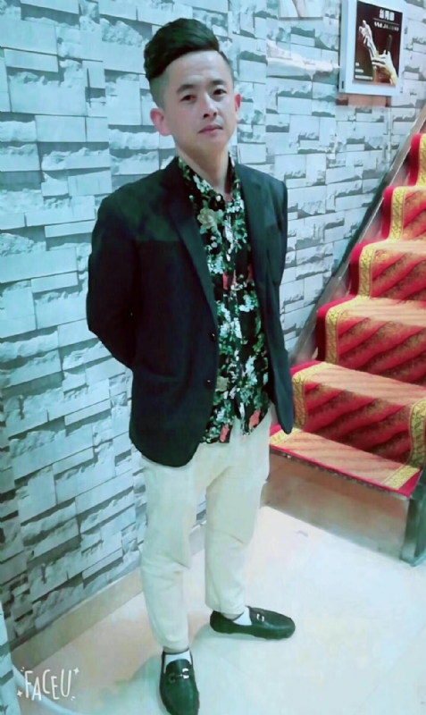 男人三十而立的第一张照片--开封相亲服务中心