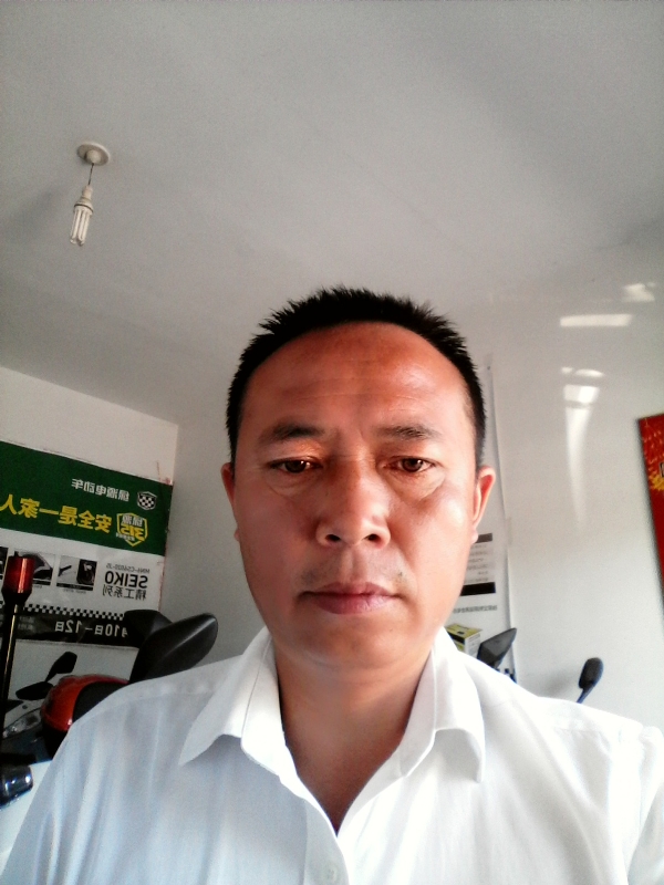 左手的第一张照片--开封相亲服务中心