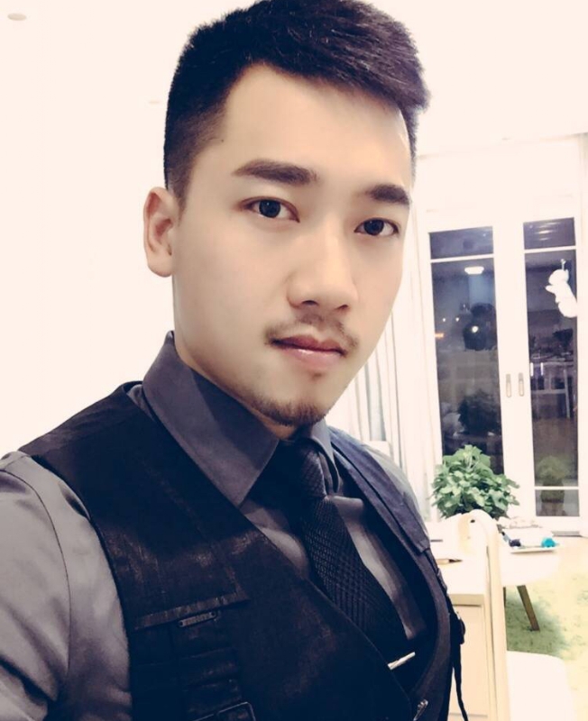 风的季节的第一张照片--开封相亲服务中心