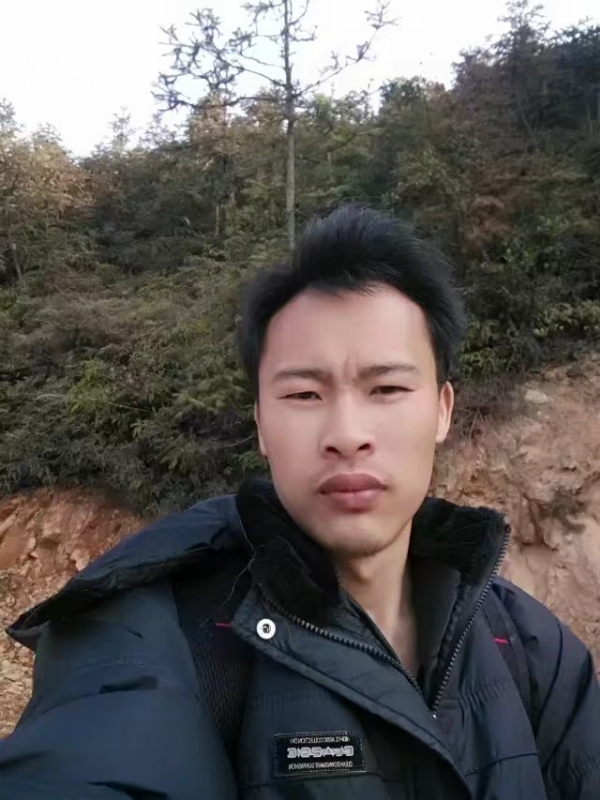 高富帅的第一张照片--开封相亲服务中心