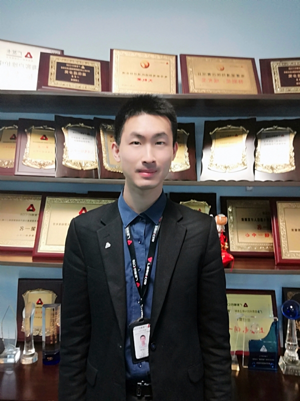 魔都青年的第一张照片--开封相亲服务中心