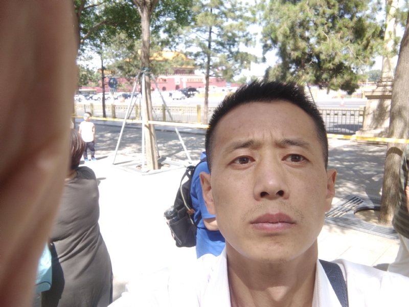 刘红兵的第一张照片--开封相亲服务中心