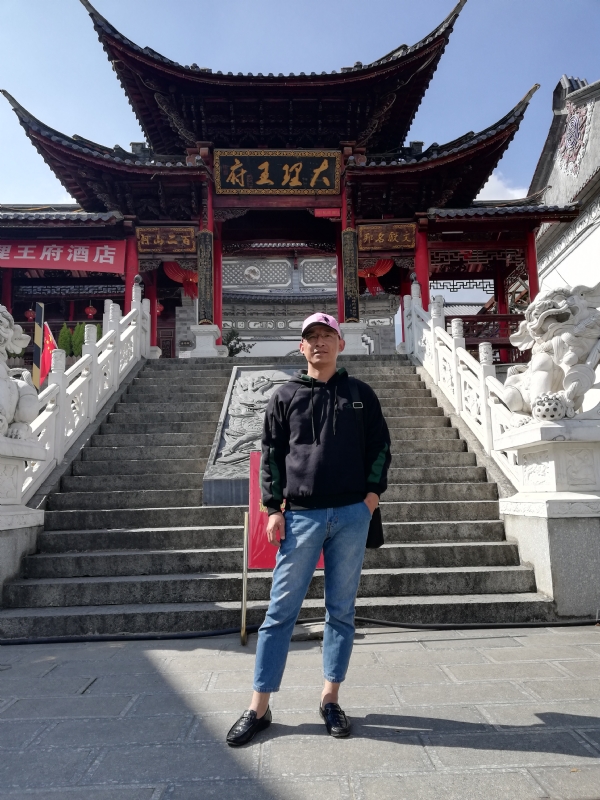 旧事离人的第一张照片--开封相亲服务中心