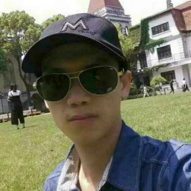 龙小华的第一张照片--开封相亲服务中心