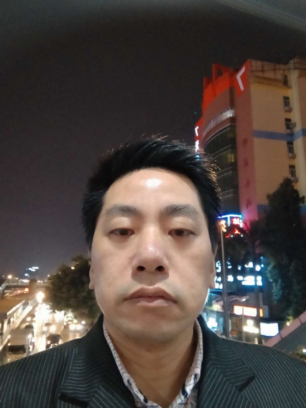 寻找真爱的第一张照片--开封相亲服务中心