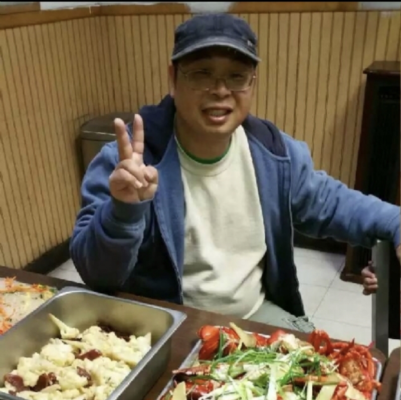 wally的第一张照片--开封相亲服务中心