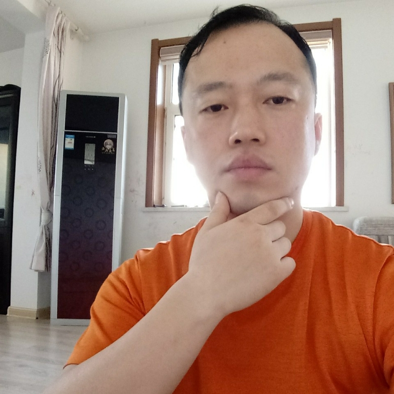 爱热闹的人的第一张照片--开封相亲服务中心