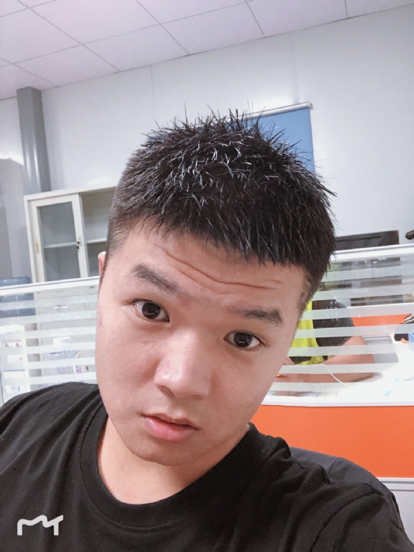 不忘初心的第一张照片--开封相亲服务中心