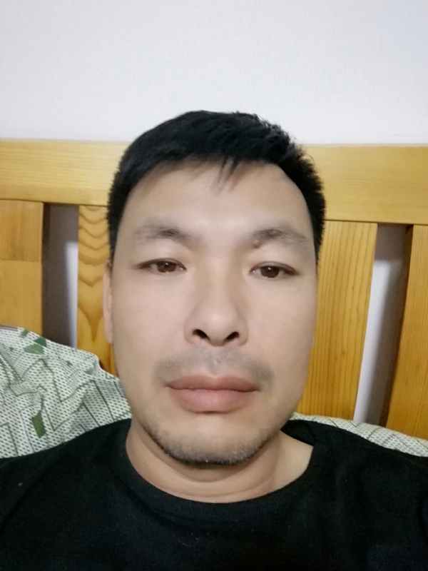 不爱当牛的第一张照片--开封相亲服务中心