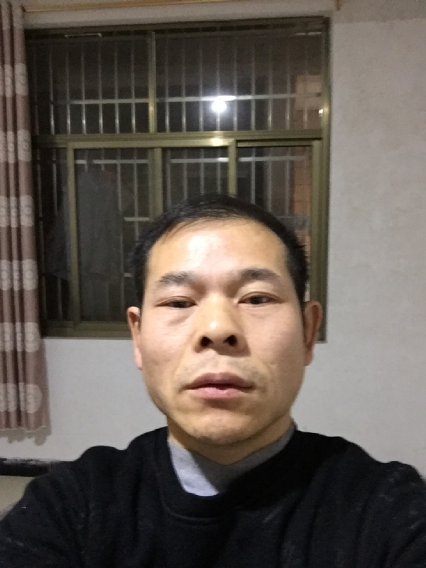 徐徐清风的第一张照片--开封相亲服务中心