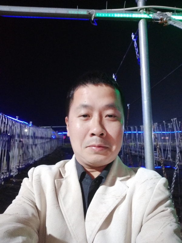 阿峰的第一张照片--开封相亲服务中心