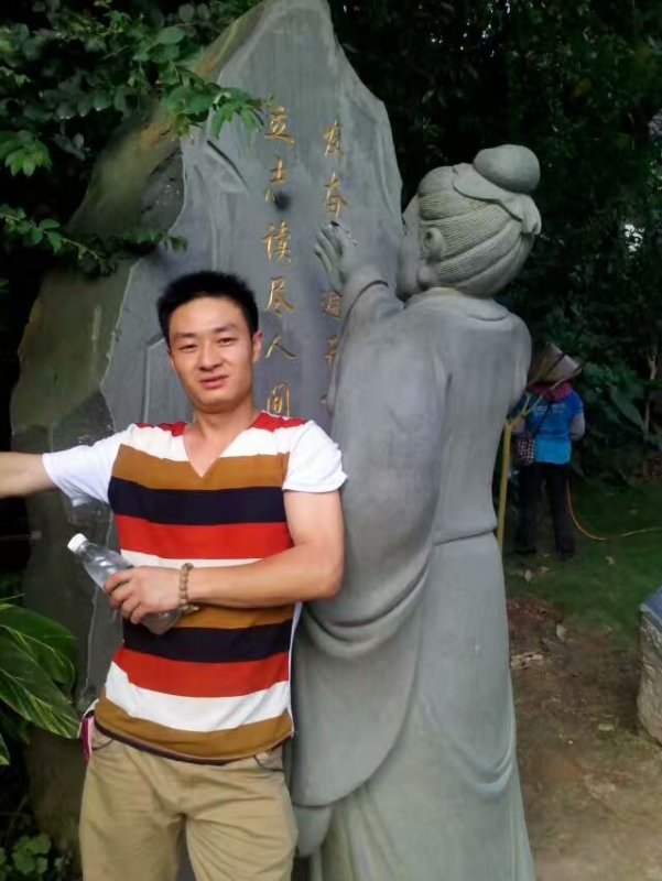 相依相伴的第一张照片--开封相亲服务中心