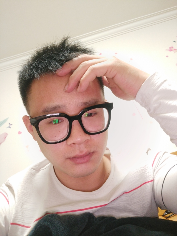 华灯初上的夜晚的第一张照片--开封相亲服务中心