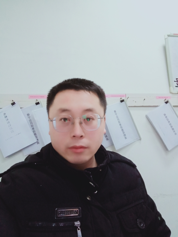 一头猪的第一张照片--开封相亲服务中心