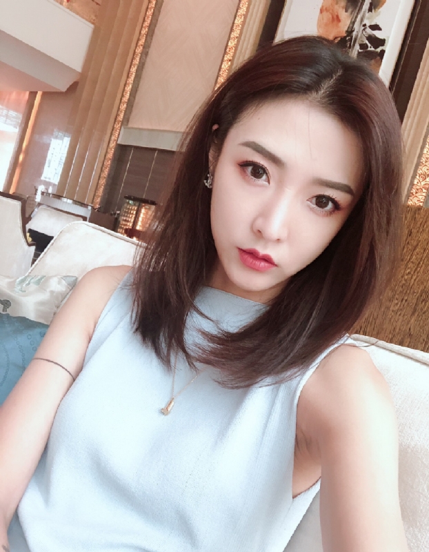 嘉嘉的第一张照片--开封相亲服务中心