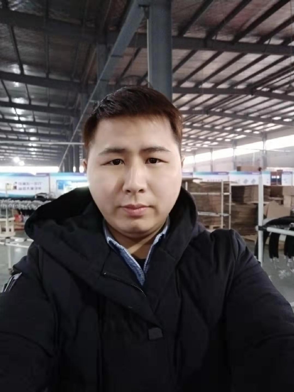 刀锋的第一张照片--开封相亲服务中心