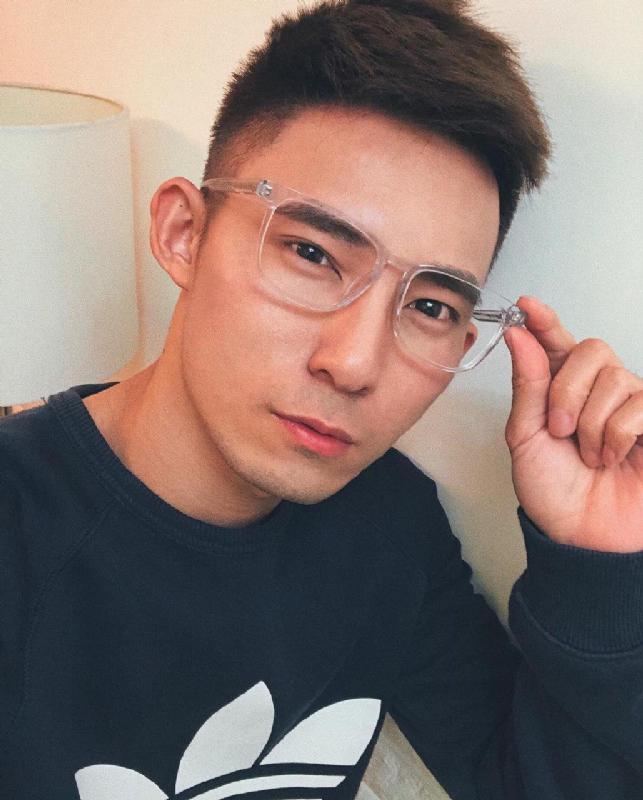 小伟的第一张照片--开封相亲服务中心