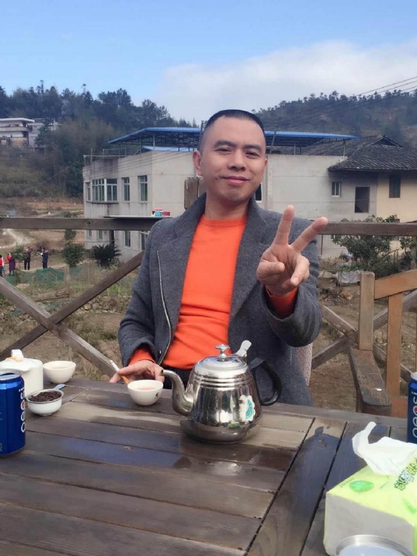 往生的第一张照片--开封相亲服务中心