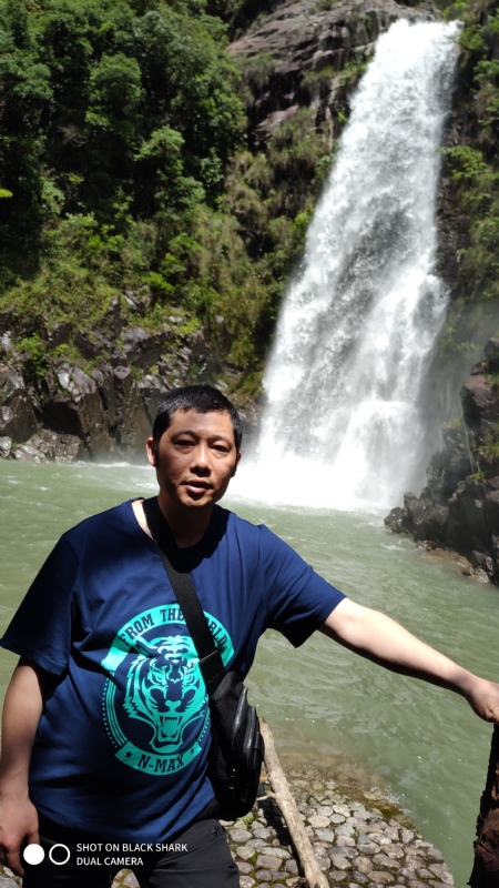 石头的第一张照片--开封相亲服务中心