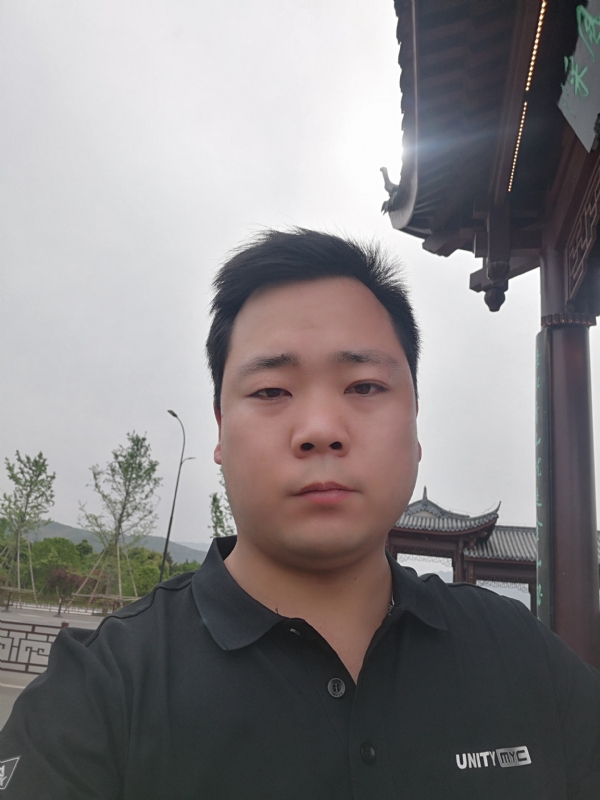 微笑的第一张照片--开封相亲服务中心