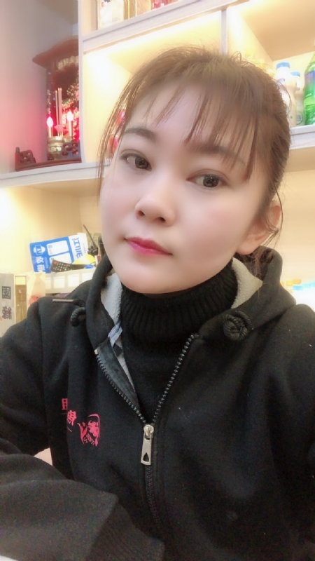 泡沫的第一张照片--开封相亲服务中心