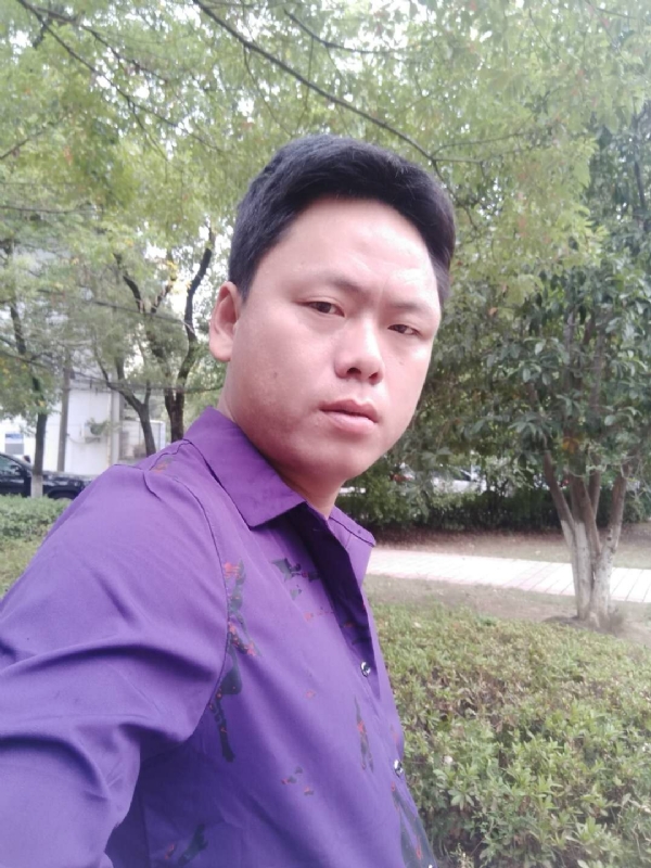 黄龙飞的第一张照片--开封相亲服务中心