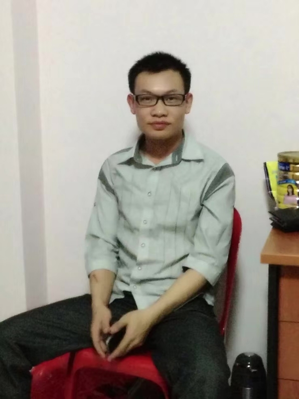 坚强不屈的第一张照片--开封相亲服务中心