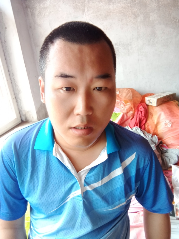 灰太狼的第一张照片--开封相亲服务中心