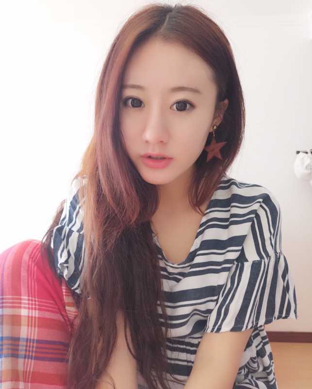 没有故事的女同学的第二张照片--开封相亲服务中心