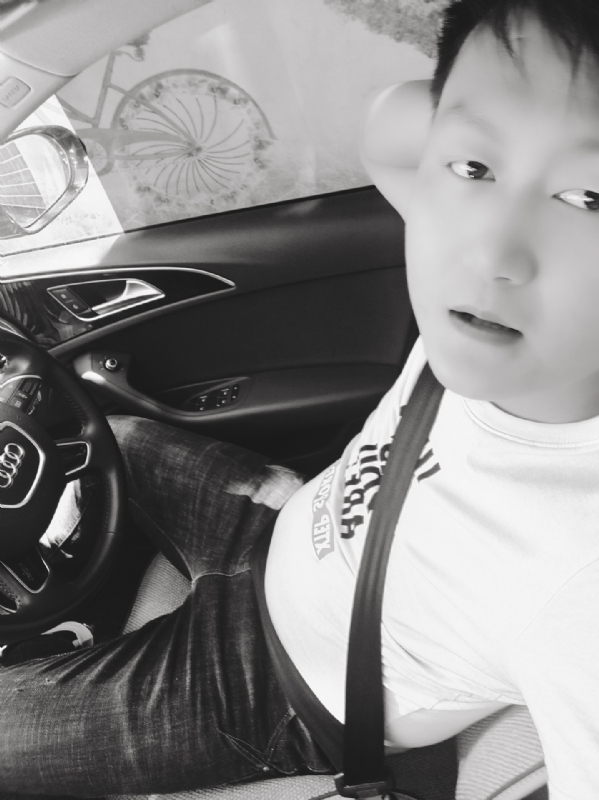 意中人的第一张照片--开封相亲服务中心