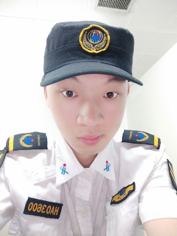 龙龙的第一张照片--开封相亲服务中心