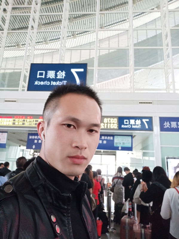 一叶知秋的第一张照片--开封相亲服务中心