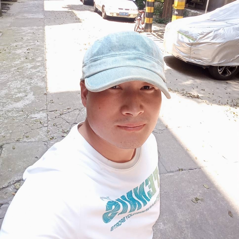 辉光的第一张照片--开封相亲服务中心