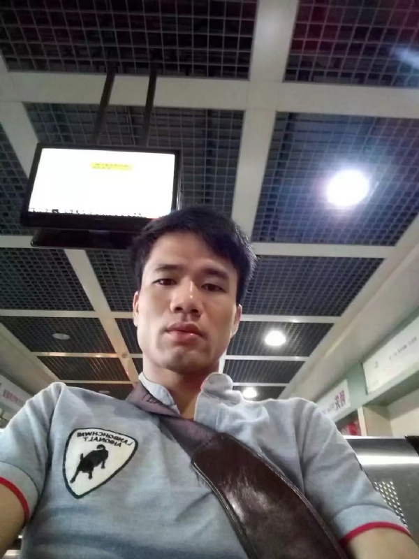 武哥的第一张照片--开封相亲服务中心