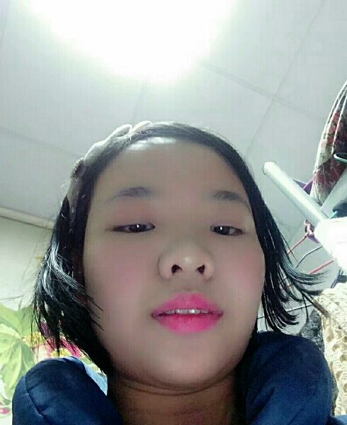 依依的第一张照片--开封相亲服务中心