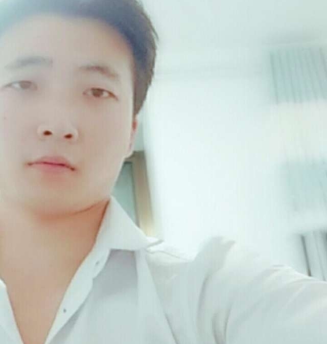 华英雄的第一张照片--开封相亲服务中心