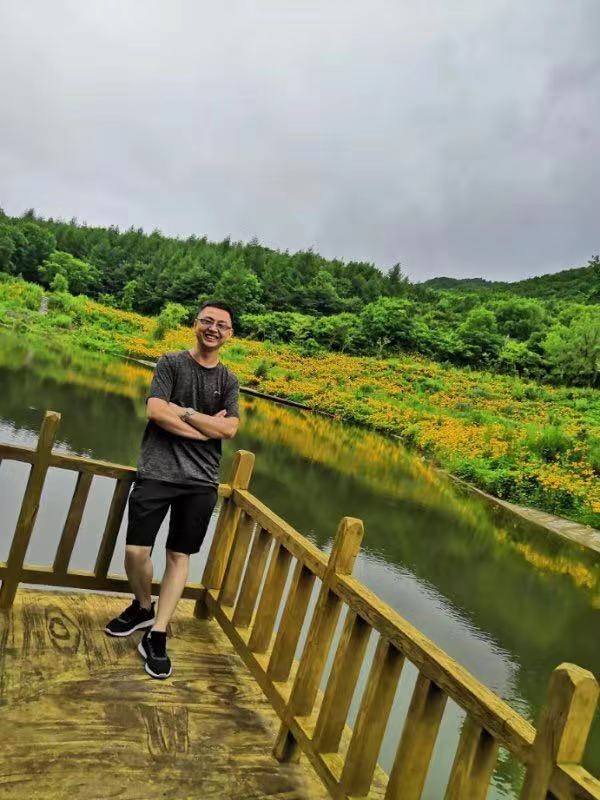 正能量的第二张照片--开封相亲服务中心