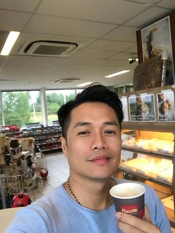 短歌的第一张照片--开封相亲服务中心