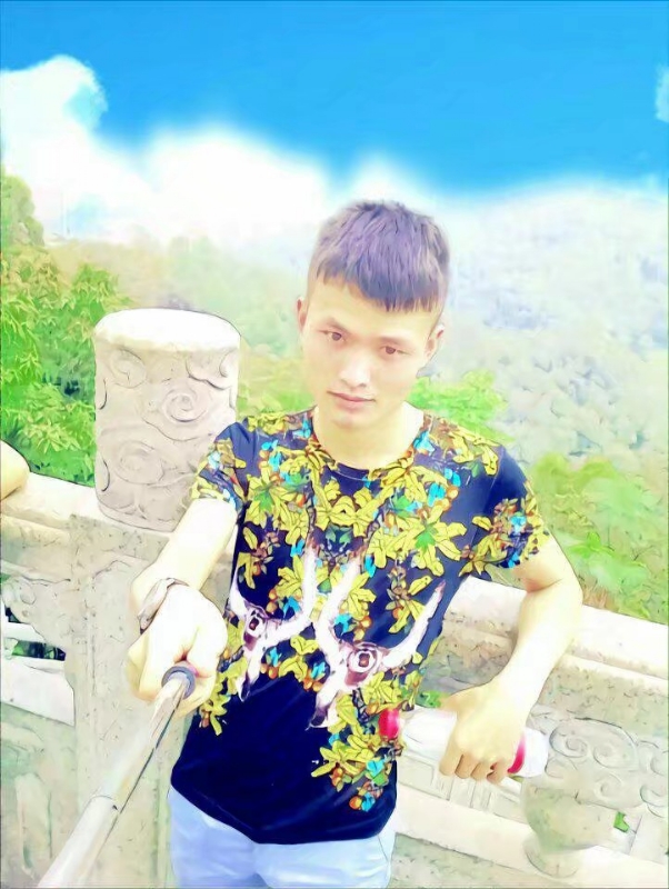 孤独王者元首的第一张照片--开封相亲服务中心