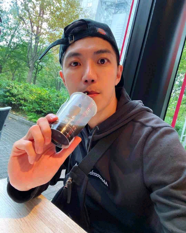 苏天奇的第一张照片--开封相亲服务中心