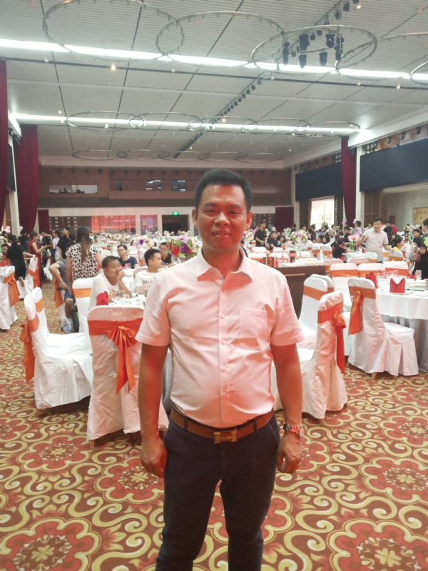 五月酷猪的第一张照片--开封相亲服务中心