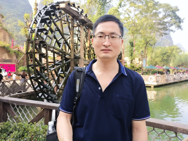 一笑而过的第一张照片--开封相亲服务中心