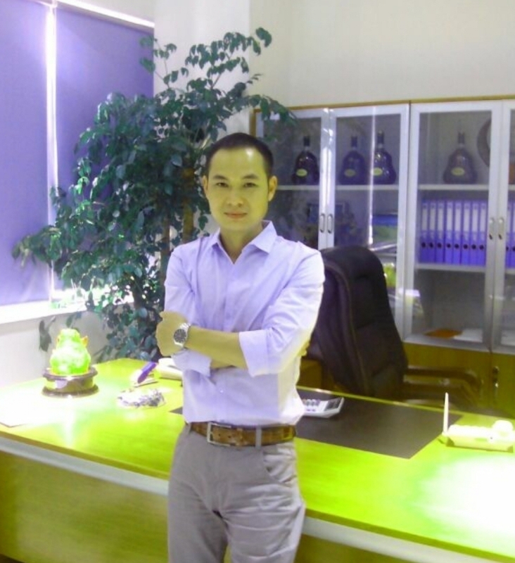 风中劲草的第一张照片--开封相亲服务中心