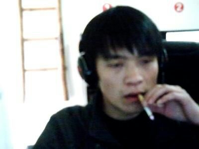 凝视那片天的第一张照片--开封相亲服务中心