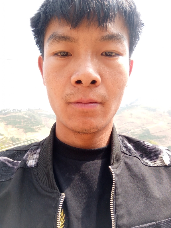 唐伟的第一张照片--开封相亲服务中心