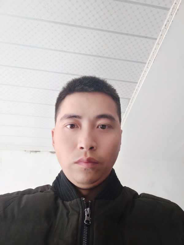 远望星空的第一张照片--开封相亲服务中心