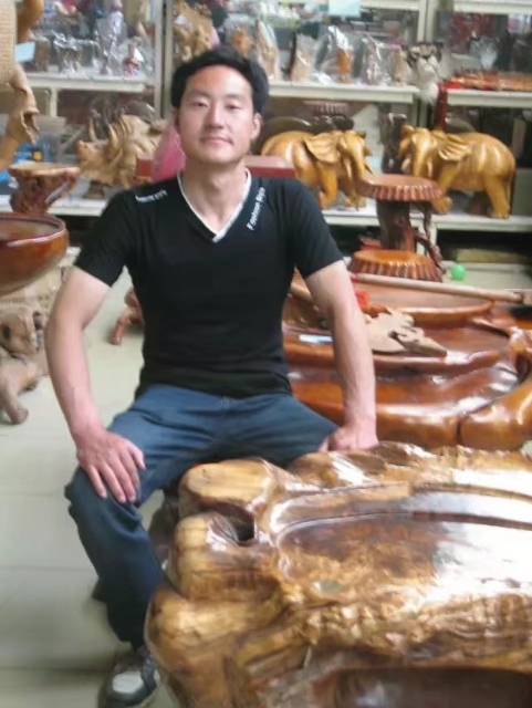 春暖花开的第一张照片--开封相亲服务中心