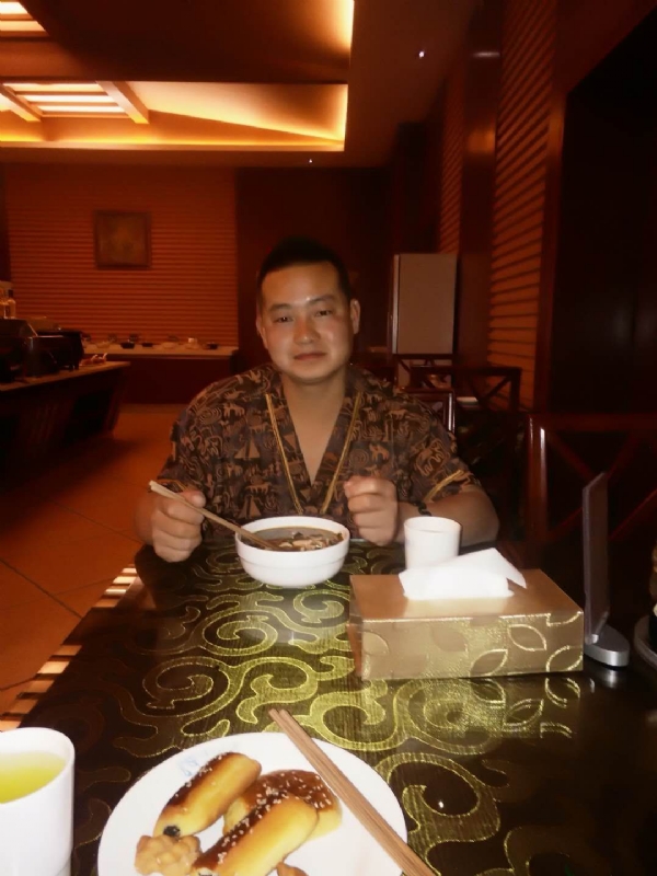 会飞的鱼的第一张照片--开封相亲服务中心