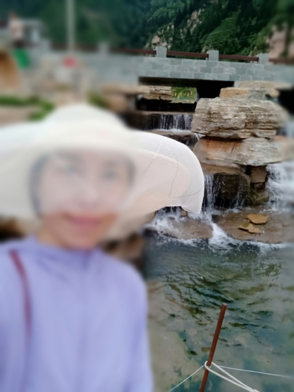 沥秋的第一张照片--开封相亲服务中心