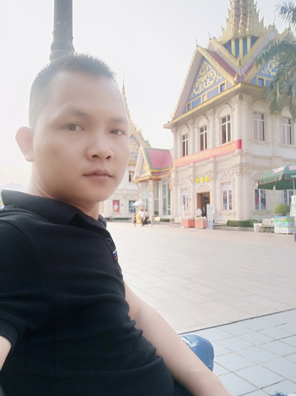 漂泊者的第一张照片--开封相亲服务中心